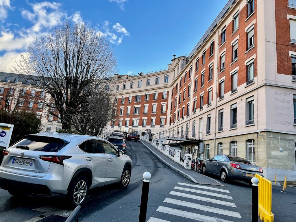 American Hospital of Paris