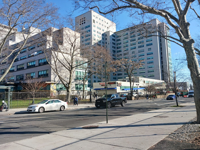 Metropolitan-Hospital-Center