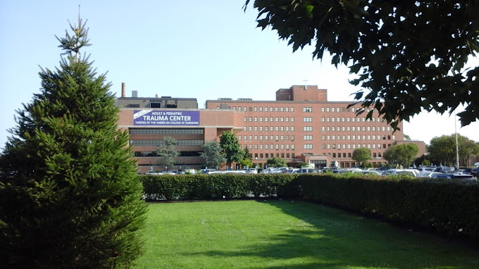 Good-Samaritan-University-Hospital-Doctor-Bookly3-1